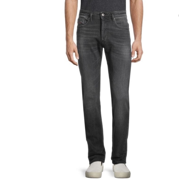 Diesel Buster Regular Slim Tapered-Fit Jeans